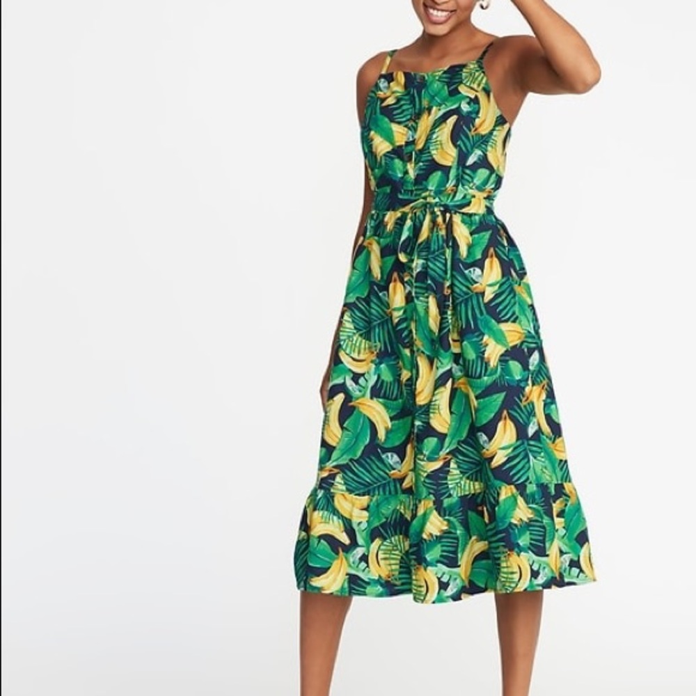 Old navy banana print dress